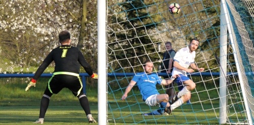 muži A FK Chlumec n.C. - FK Jaroměř, 20.4.2019, foto: Václav Mlejnek